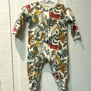 Wonder Nation‎ Jungle print zip sleeper size 3-6 months